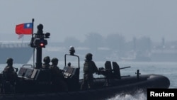 台灣海軍在春節前參加海陸空軍演。（2024年1月30日）