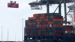 美國零售商因擔心罷工和航運中斷而加速進口