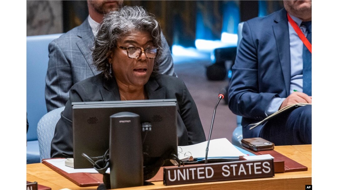 Linda Thomas-Greenfield, Anbasadris Etazini nan Nasyonzini, pale pandan yon rankont Konsey Sekirite LONU an, 21 Jiye, 2023.