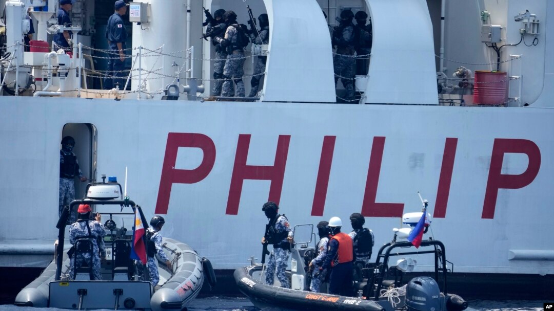 菲律賓、美國和日本的海岸警衛隊在菲律賓海岸外舉行海岸防衛聯合演習。（2023年6月6日）