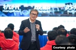位于上海的交通大学中国发展研究所副所长方宝庆(照片提供:方宝庆)