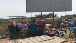 Casas demolidas no Bairro da Salinas, Benguela