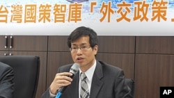 ཐེ་ཝན་གྲོས་ཚོགས་ཀྱི་ཕྱི་འབྲེལ་དང་རྒྱལ་སྲུང་ཚོགས་ཆུང་གི་ཚོགས་མི་ལོ་ཀྲི་ཀྲེང་
