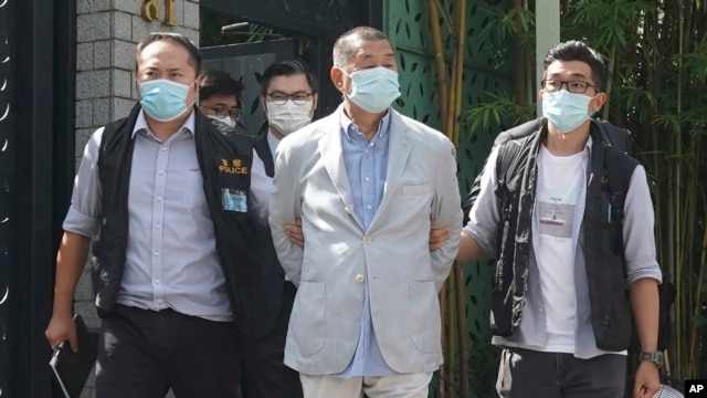 香港警方國安處8月10日早上以“涉嫌違反國安法”，“干犯勾結外國或者境外勢力危害中國國家安全”等罪名，高調上門拘捕壹傳媒創辦人黎智英