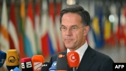 北約秘書長馬克‧呂特（Mark Rutte）在布魯塞爾出席歐盟國防部長會議時對媒體發表演說。 （2024年11月19日）