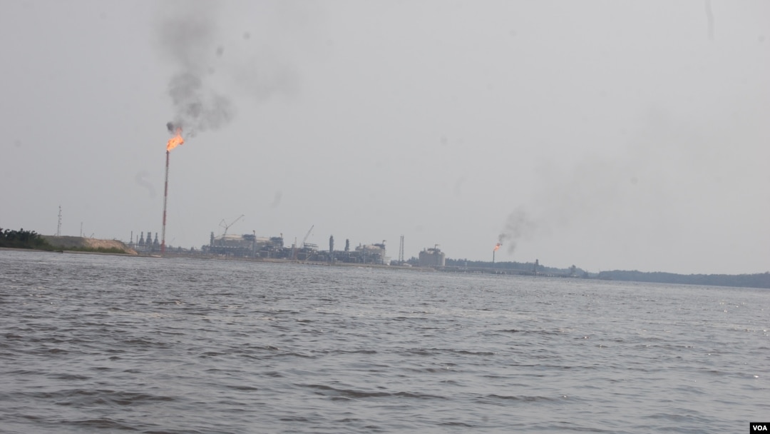 Exploração de petróleo ao largo da província do Zaire