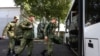 Reclutas toman un autobús cerca de un centro de reclutamiento militar en Krasnodar, Rusia, el 25 de septiembre de 2022.