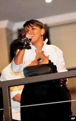 Hays performs at a venue in Cape Town