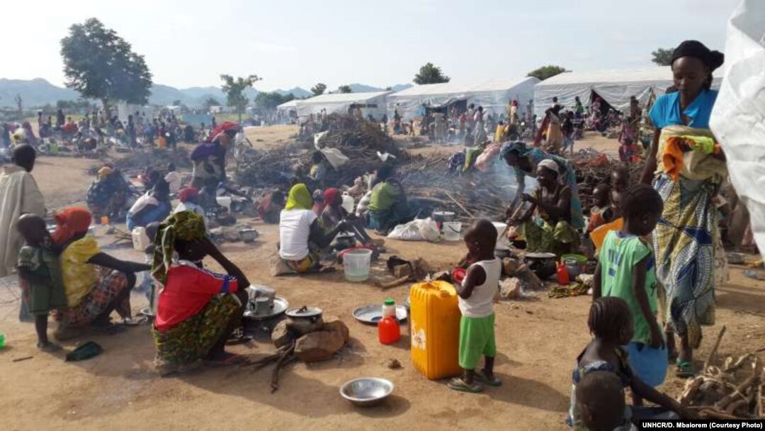 FILE - Thousands of Nigerian refugees, fleeing fresh fighting, have arrived hat the Minawao camp in Cameroon's Far North region, March 3, 2015.