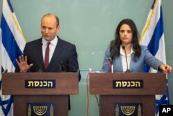 La ministra de Justicia israelí, Ayelet Shaked, dijo el miércoles que el presidente estadounidense Donald Trump pierde el tiempo intentando presionar para que Israel y Palestina alcancen un acuerdo de paz.