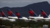 Aviones de Delta Air Lines en Pinal Airpark, el miércoles 18 de marzo de 2020. El sector de las aerolíneas ha sido uno de los más castigados en EE.UU. y el mundo por la crisis económica surgida de la pandemia.